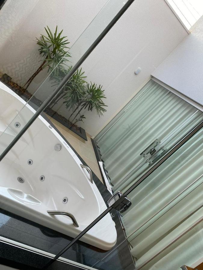 Rossi Hotel Comodoro Kültér fotó