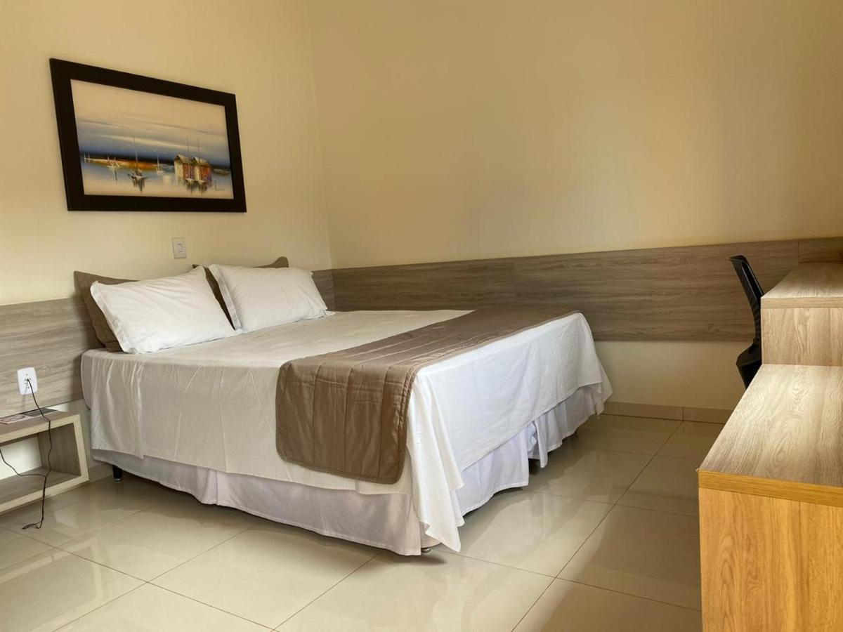 Rossi Hotel Comodoro Kültér fotó