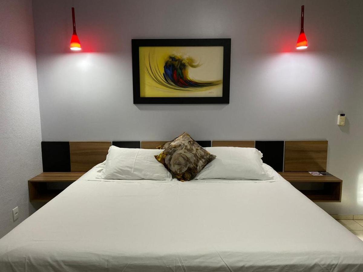 Rossi Hotel Comodoro Kültér fotó